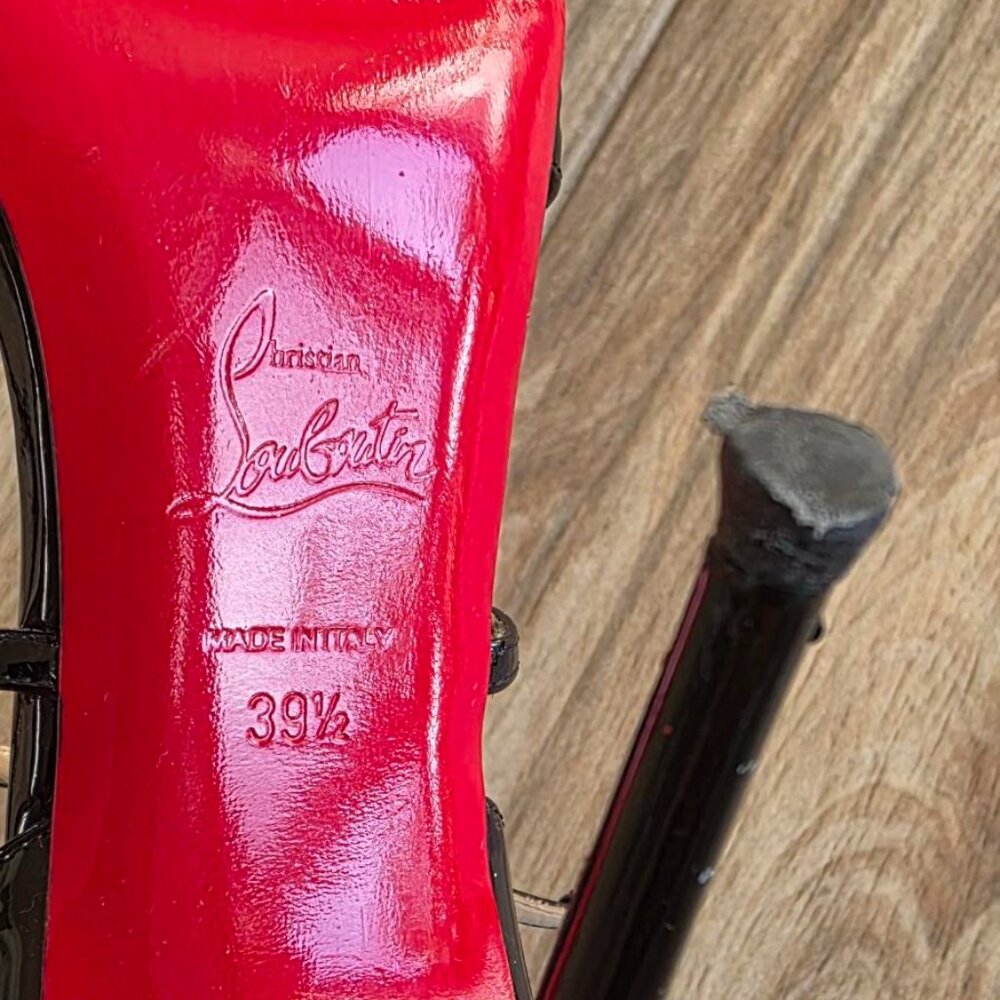 Christian Louboutin Soustelissimo 100 Black Patent Leather T-Strap Eur.39.5 - Picture 14 of 14